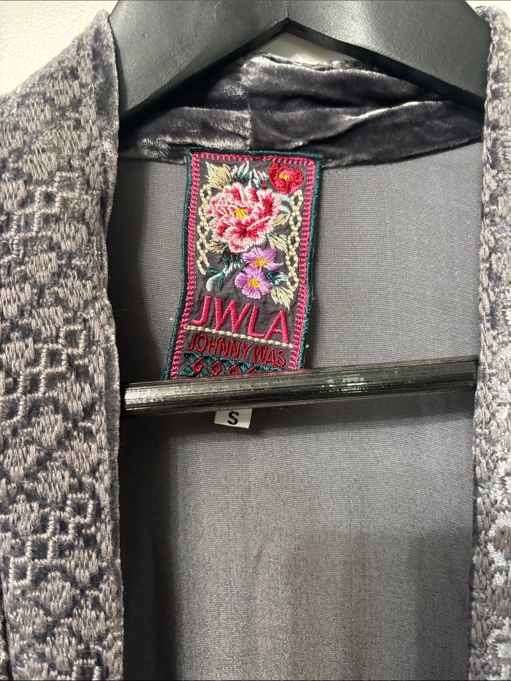 Johnny Was Daniella crushed velvet embroidered draped open front cardigan Small - Picture 3 of 8
